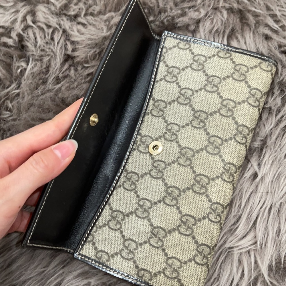 Gucci Wallet - Picture 4 of 4
